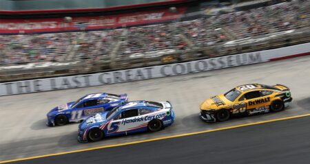 Turning Point: Here comes Hendrick at Bristol, with Larson leading the charge