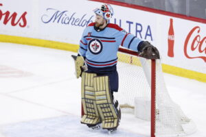 Blackhawks Veteran Goalie Still Injured