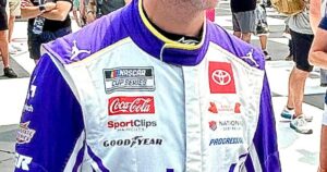 Hamlin outduels teammate for NASCAR win | Sports