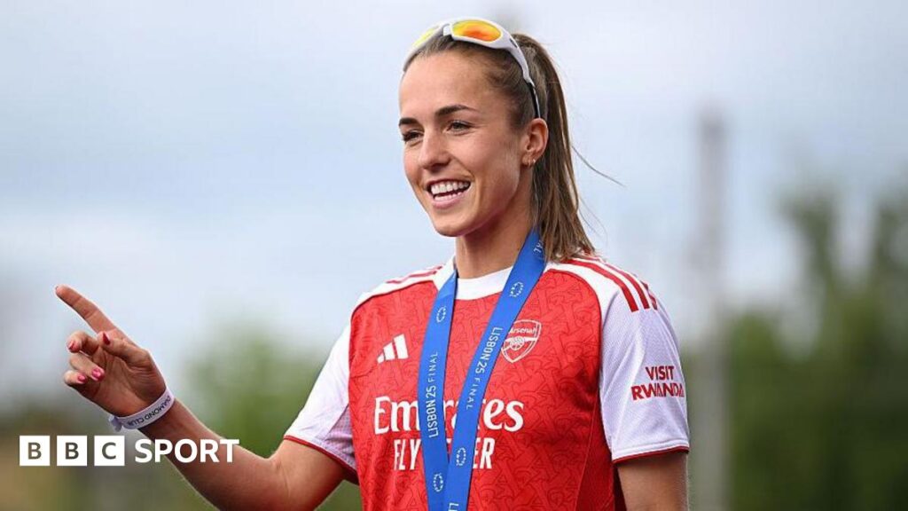 Arsenal: Switzerland captain Lia Walti set to join Juventus