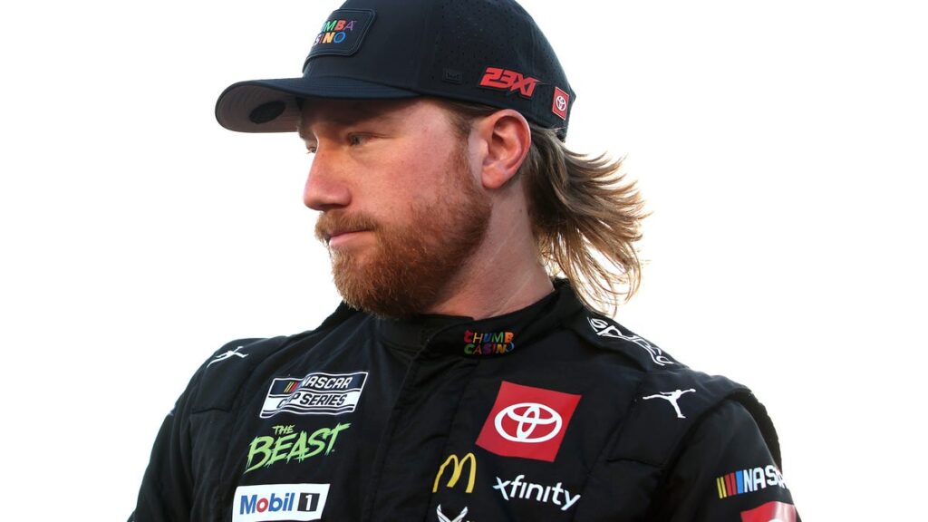 Chase Briscoe wins, Tyler Reddick is story