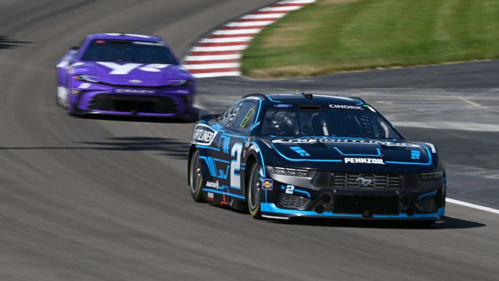 Gateway start time, TV, live stream, lineup
