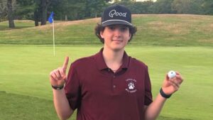 Leicester’s Matt Alves hits hole-in-one, Lukas Schleyer ties St. John’s record