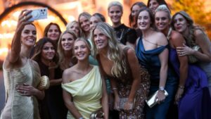 Golfers, wives rock red carpet at gala in New York