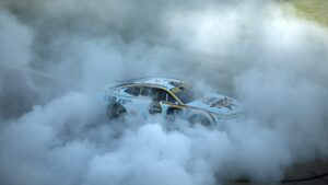 NASCAR Kansas winners, losers as Chase Elliott exploits Toyota’s blunders
