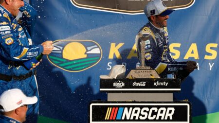 Chase Elliott passes Denny Hamlin on last lap of NASCAR race at Kansas