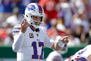Bills’ Josh Allen ‘probably’ will wear visor to protect nose Thursday against Dolphins