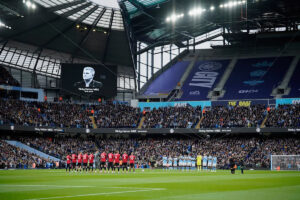 Man City and Man United fans unite to pay tribute to boxing icon Hatton