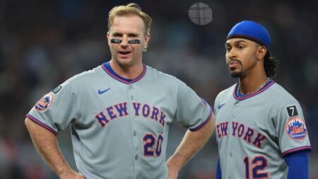 Mets go down quietly in season-ending 4-0 loss to Marlins
