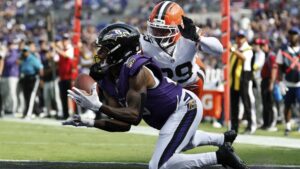 DeAndre Hopkins’ Snap Count to Increase as Season Continues, Ravens’ Todd Monken Says
