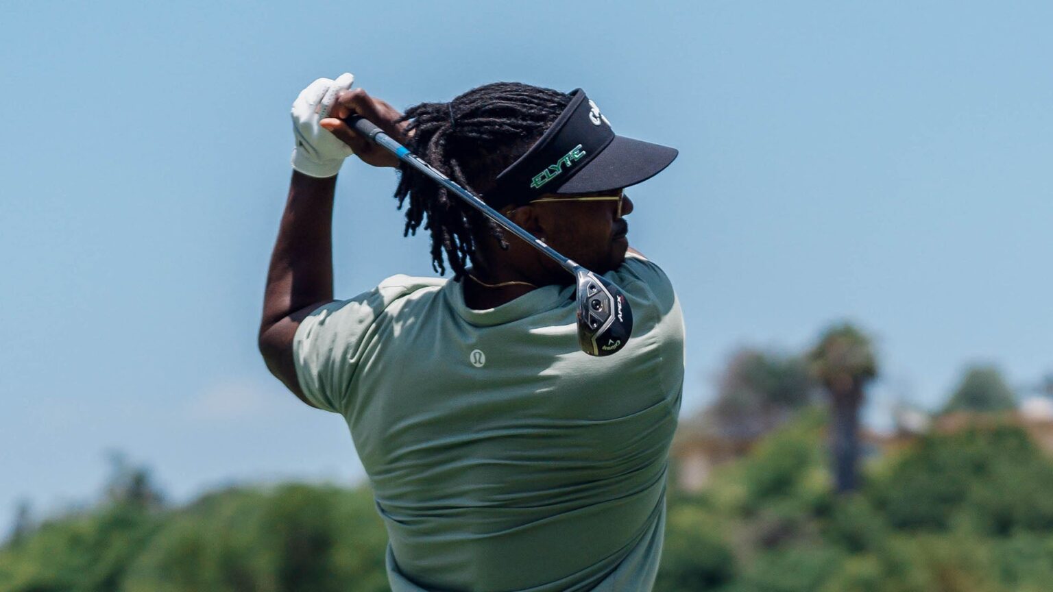 How to fill the top end of your golf bag