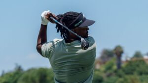 How to fill the top end of your golf bag