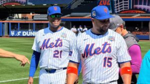 SEE IT: Mets legends arrive at Citi Field for 2025 Alumni Classic Game