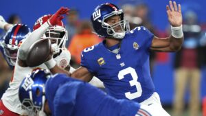 Russell Wilson, Giants Criticized by Fans in Loss to Chiefs amid Jaxson Dart Chants