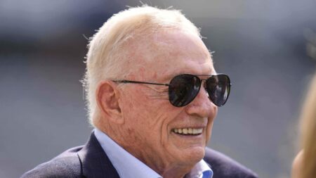 Cowboys’ Jerry Jones Open to Trading Draft Picks from Micah Parsons Deal to Help Team