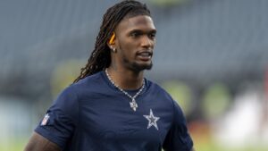 Cowboys’ CeeDee Lamb Has Talked to LeBron James, Tom Brady About Championship Mindset