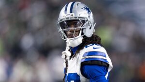 Cowboys’ CeeDee Lamb Says He Didn’t Sleep Much After Drops in Loss to Eagles