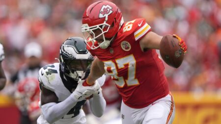 Travis Kelce Was ‘Trying to Get Guys Fired Up’ in Sideline Video, Chiefs’ Reid Says