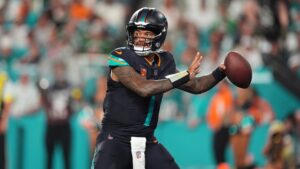 Tua, Dolphins Impress NFL Fans with 1st Win Despite Tyreek Injury vs. Fields, Jets