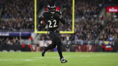 Ravens’ Derrick Henry Says Fumbling Struggles Are ‘Rough,’ Promises Improvement