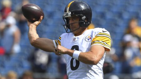 NFL Exec Says Aaron Rodgers Used 1 of 2 ‘Magic Carpet Ride’ Games, QB is ‘Tier 2’