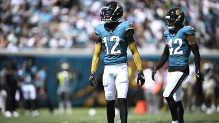 Travis Hunter, EA Sports Unveil ‘First-of-Its-Kind, Custom Streaming Studio’ in Video