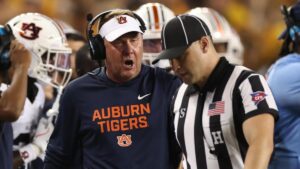 SEC says officiating crew missed substitution penalty on Oklahoma in Sooners’ win over Auburn