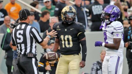College football injuries: Key players banged up for Army vs. Kansas State in Week 2