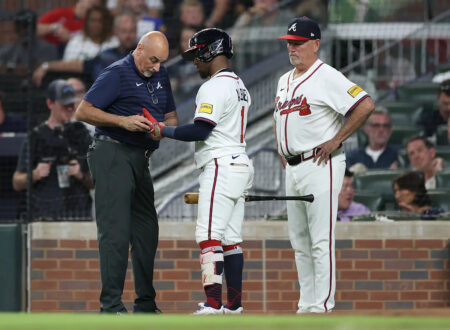 Braves 2B Ozzie Albies leaves win over Nationals with fractured bone in left hand