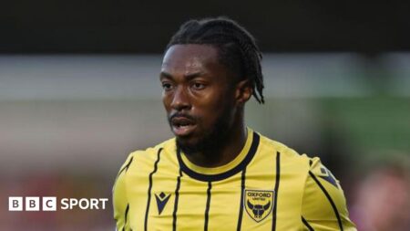 Kyle Edwards: Northampton Town sign ex-Ipswich and Oxford midfielder