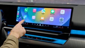 ‘Myth:’ BMW Says Apple CarPlay Isn’t As Popular As You Think