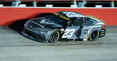 Bubba Wallace sounds off on P6 Darlington finish, ‘treacherous’ pit road