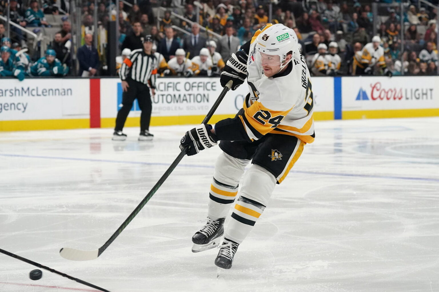 Blackhawks Coach Provides Matt Grzelcyk Update