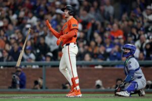 Yoshinobu Yamamoto shines, but Dodgers’ offense goes missing in walk-off loss to Giants