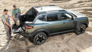 This Dacia Truck Has The Cutest Little Bed. But Who’s It For?