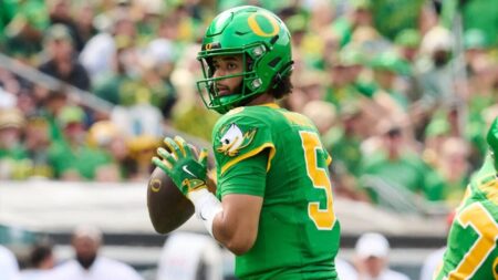 2025 Week 5 college football bets, betting odds, free picks: Model backing Notre Dame, Oregon on Sept. 27