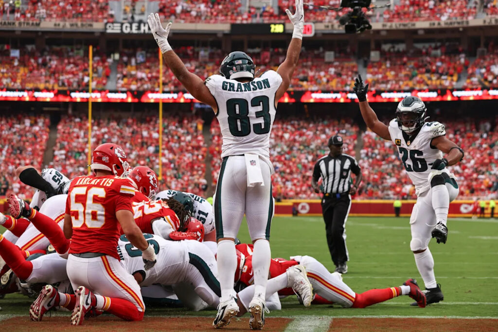 Andy Reid, Tom Brady call out missed false start on tush push late in Eagles’ win over Chiefs