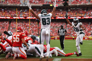 Andy Reid, Tom Brady call out missed false start on tush push late in Eagles’ win over Chiefs