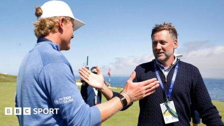 Walker Cup: Great Britain & Ireland trail US by a point after day one