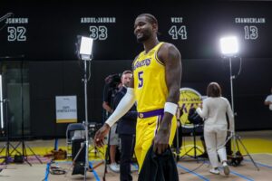 ‘Angry’ Deandre Ayton not taking his ‘last chance’ for granted with Lakers
