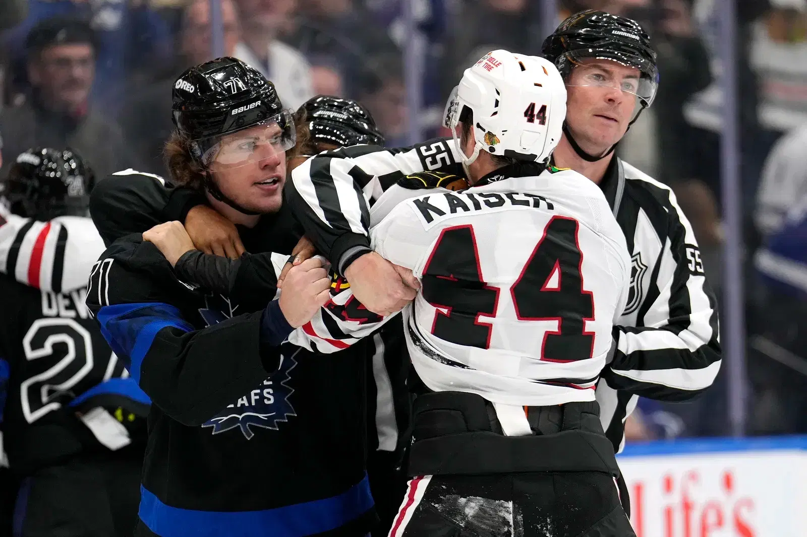 Flyers' Nikita Grebenkin Receives Mystery Advice from Alexander Ovechkin Ahead of NHL Push