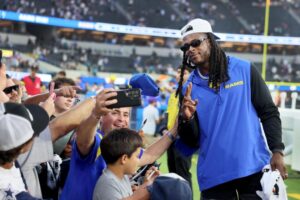 Davante Adams expected to play for Rams vs. Colts despite hamstring issue