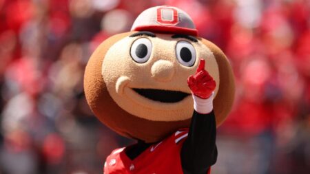 Ohio State reclaims No. 1 spot in AP Top 25; Travis Hunter headlines NFL depth chart takeaways, surprises