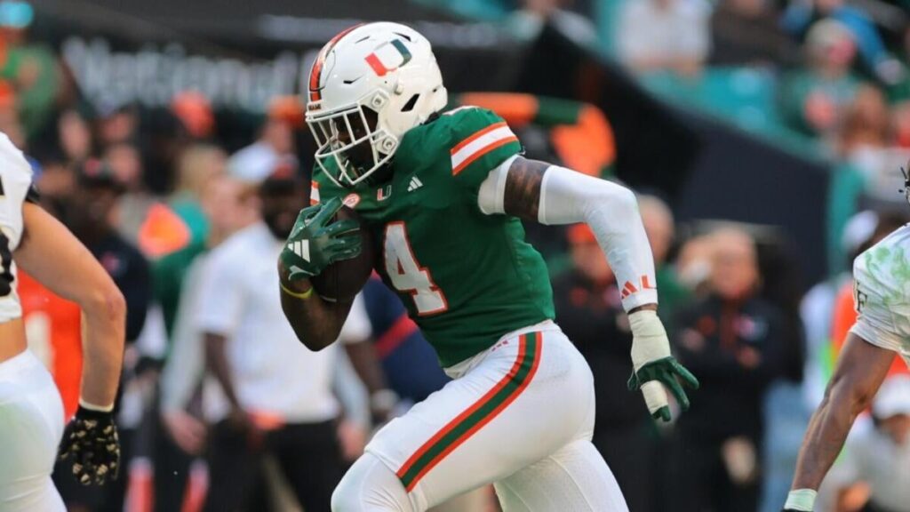 Notre Dame vs. Miami prediction, odds, start time: 2025 college football Week 1 picks by expert on 22-9 run