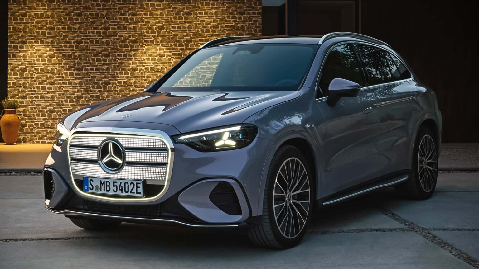 The Mercedes-Benz GLC Goes Electric. And It Has Some Impressive Stats