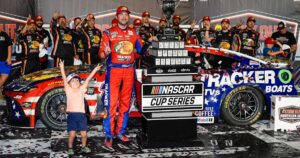 Chase Briscoe advances to Round of 12