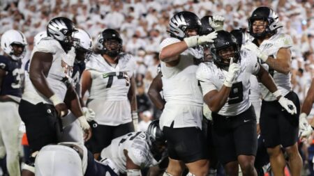 College Football Playoff odds, bracket: Oregon passes first test while Florida State falters in Week 5