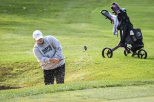Beavers push through season-opening round at Tracy Lane Memorial Tournament