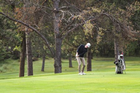 Bemidji State runs away with home invite behind Logan Schoepp’s record-breaking round