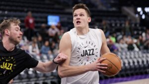Jazz, Walker Kessler remain apart on contract extension, he appears headed to restricted free agency
